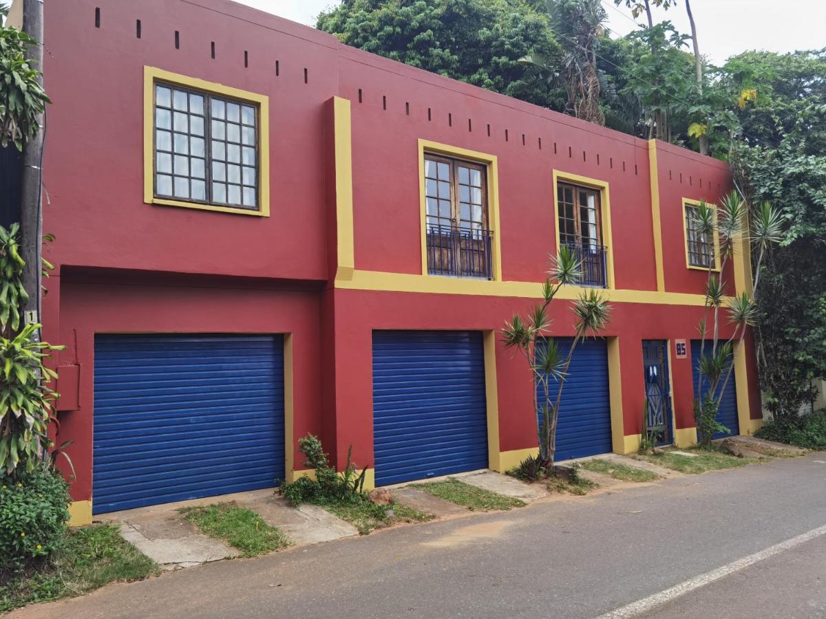 Gem Of Manor Drive * Durban